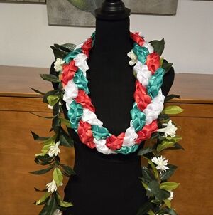 Graduation Lei/Oversized